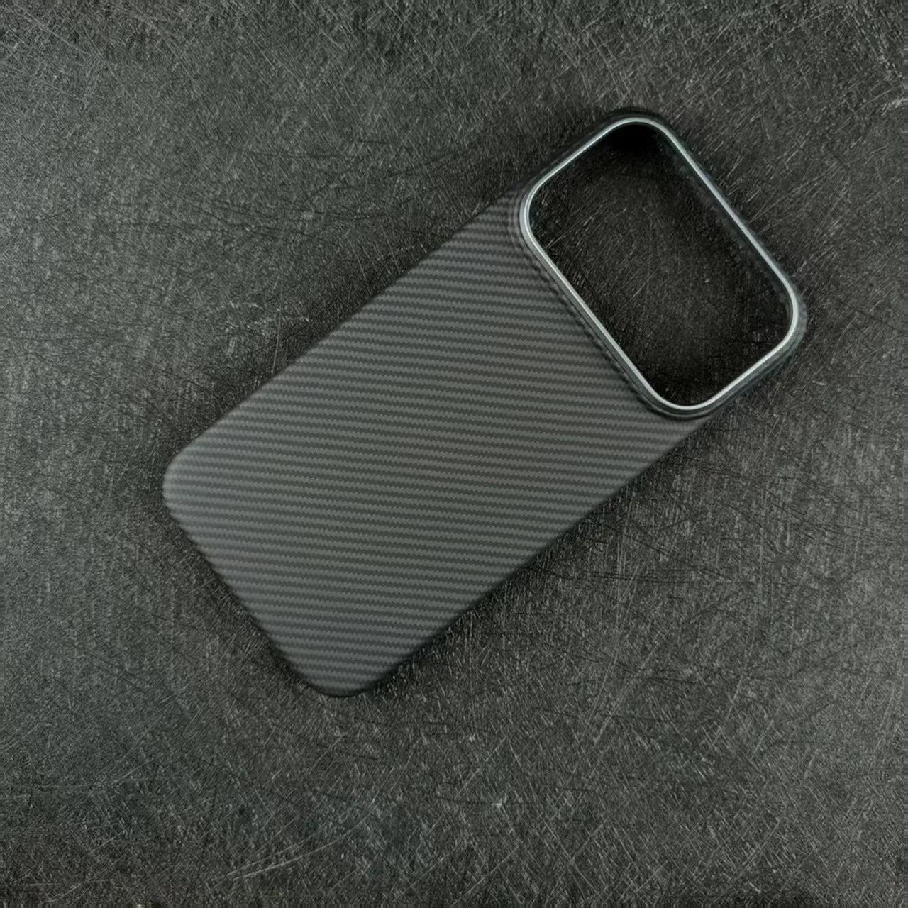 Aramid Carbon Fiber Magnetic Case for iPhone 17 Pro Max Frame Kevlar Fiber Cover for iPhone 17 Pro Magsafe Cases Funda
